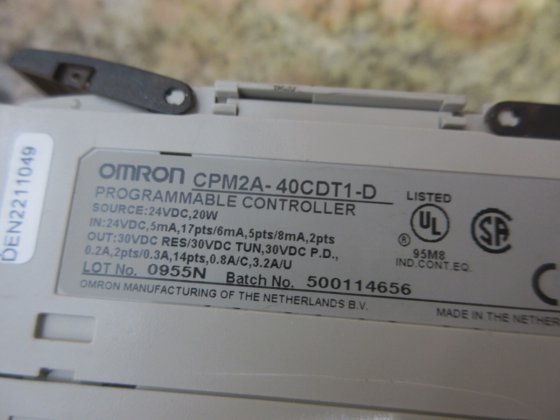 OMRON SYSMAC CPM2A F8-03A11 CPM2A-40CDT1-D