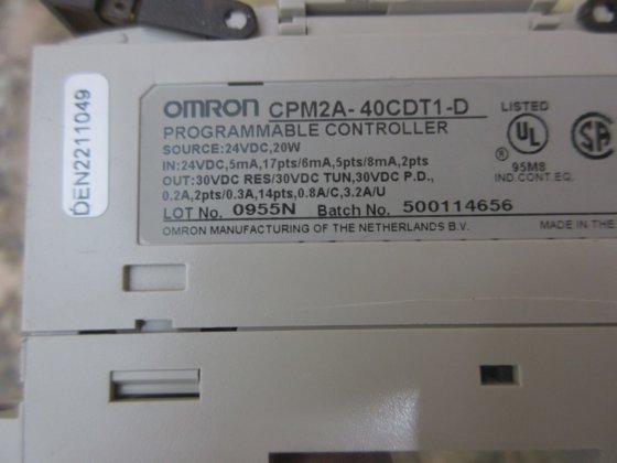 OMRON SYSMAC CPM2A F8-03A11 CPM2A-40CDT1-D
