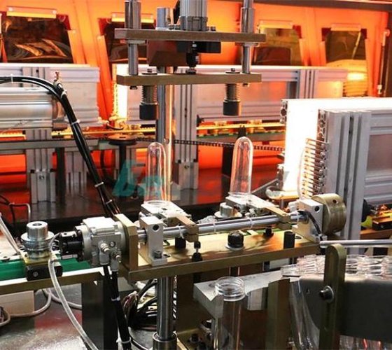 全自动高产量 5000BPH PET 瓶吹瓶机价格