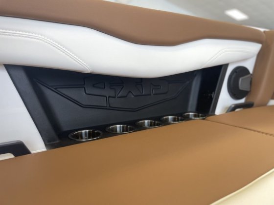 2025 Axis Wake Research T220