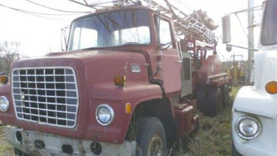 1972 Cyclone 35R Drill Rig
