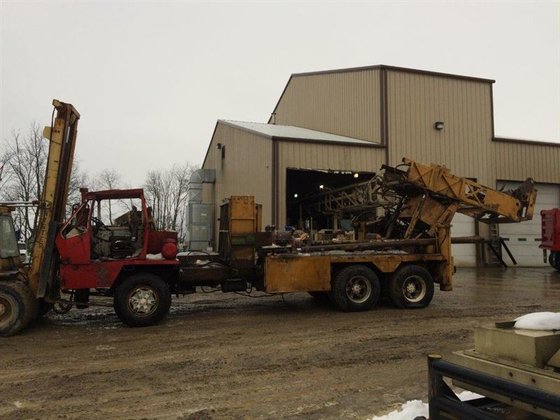Chicago Pneumatic 650SS Drill Rig