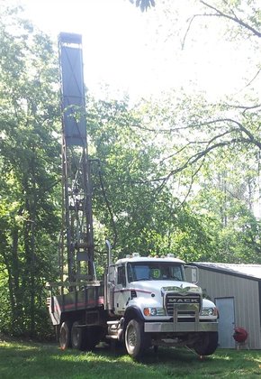 2005 Midway 1000 Drill Rig