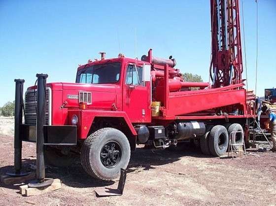 1991 Ingersoll-Rand TH75 Drill Rig