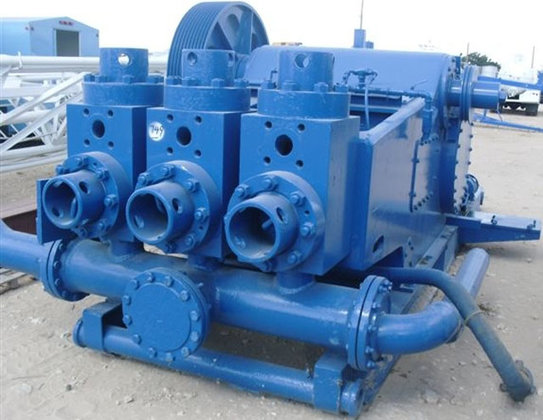 IDECO T-1000 Triplex Mud Pump