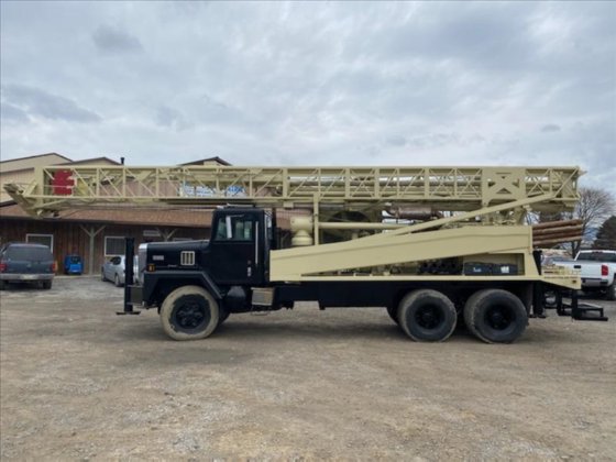 1990 Ingersoll-Rand T3W Drill Rig