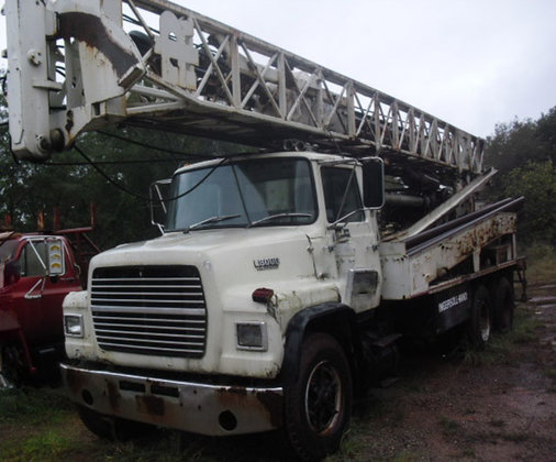1987 Ingersoll-Rand T3W Drill Rig