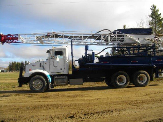 1977 Cyclone 36R Drill Rig