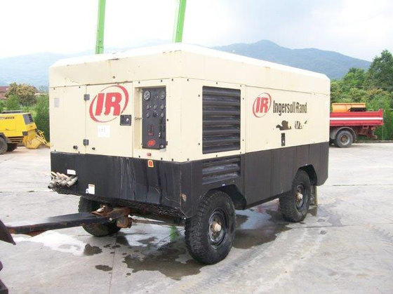 2005 Ingersoll-Rand 21/215 Air Compressor