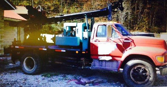 1982 Mobile B50 Drill Rig