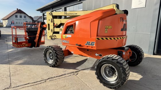 2017 JLG 450 AJ