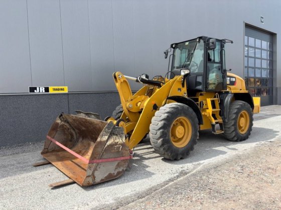 2020 CAT 918 M
