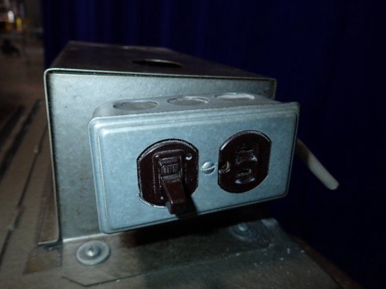 Trinco Blast Cabinet