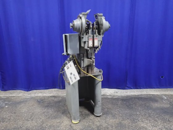 National Rivet & Mfg Co Riveting Machine in Euclid, OH, USA