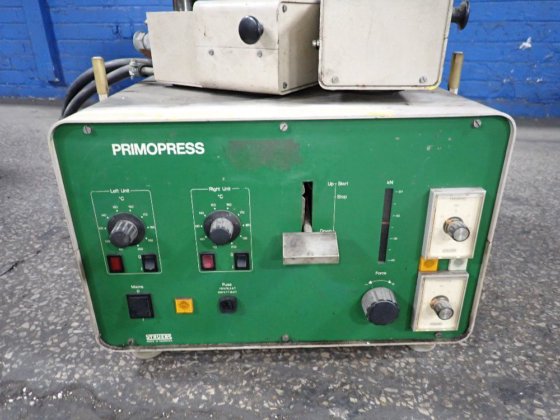 Struers Mounting Press - Primopress in Euclid, OH, USA