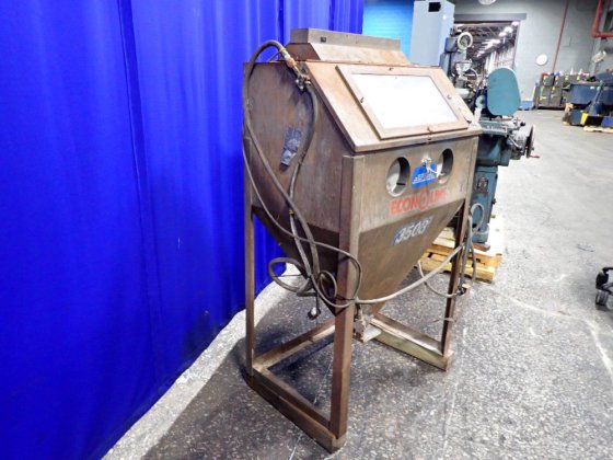Econoline Blast Cabinet
