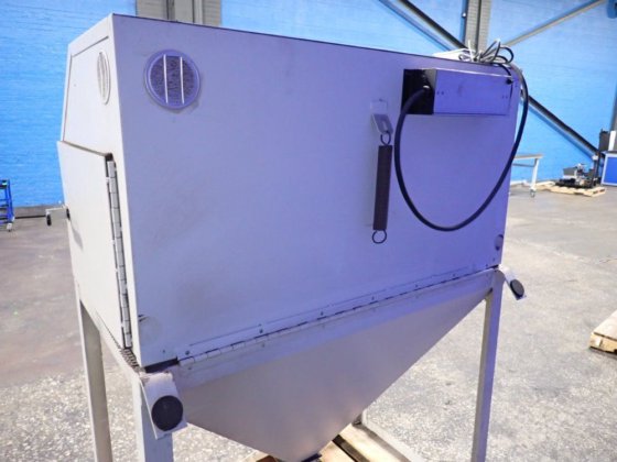 Blast Cabinet
