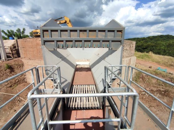 康斯特马赫振动给料机