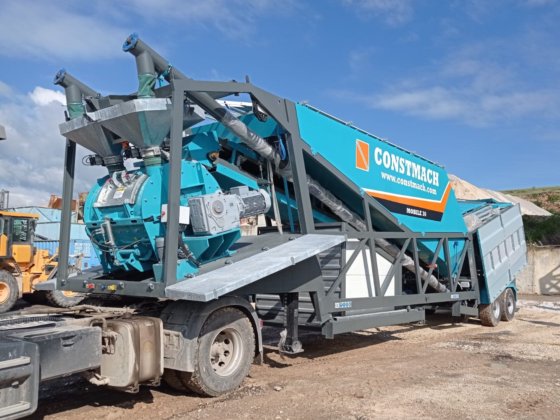 コンストマック・モバイル30