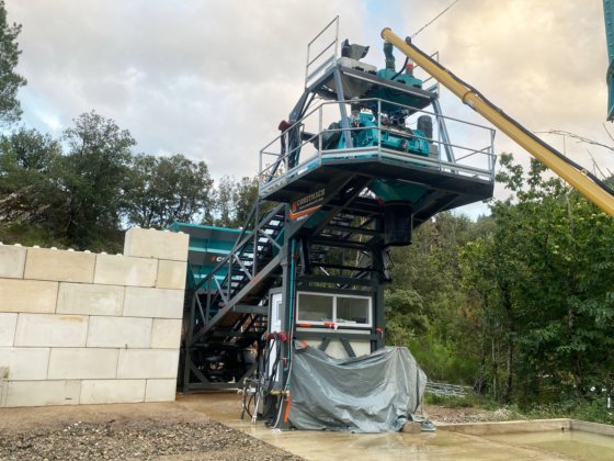 コンストマック・モバイル30