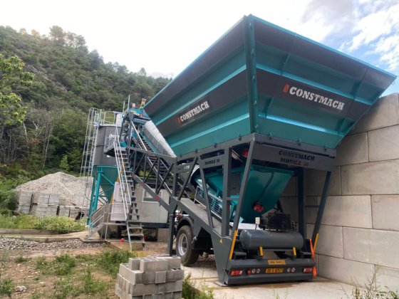 コンストマック・モバイル30