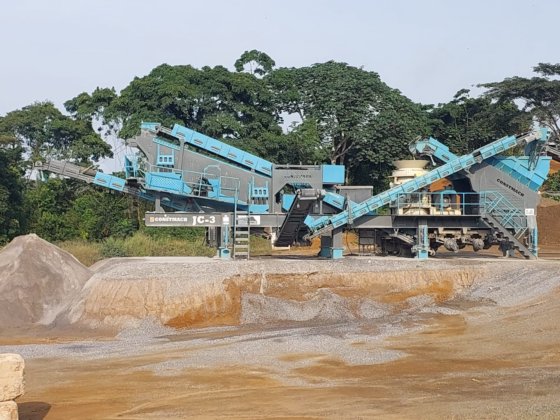 Constmach JC-3 - 移动破碎站