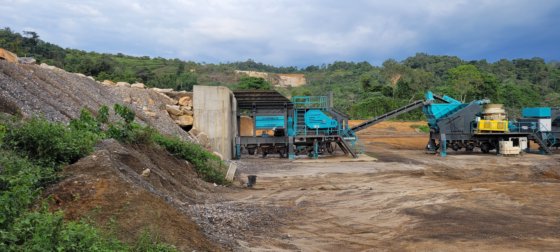 Constmach JC-3 - 移动破碎站