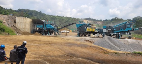 コンストマック JC-3 - 移動式破砕プラント