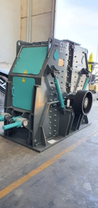 コンストマック三次インパクトクラッシャー