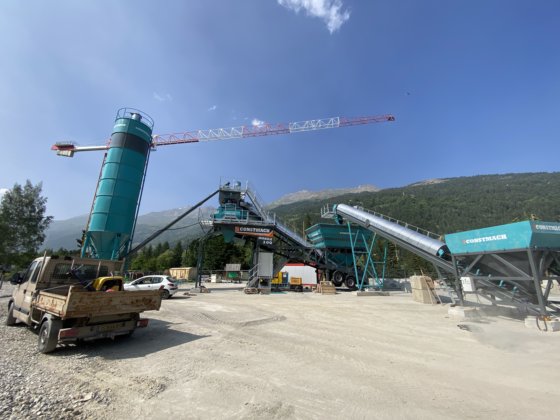 康斯特马赫移动电话 100