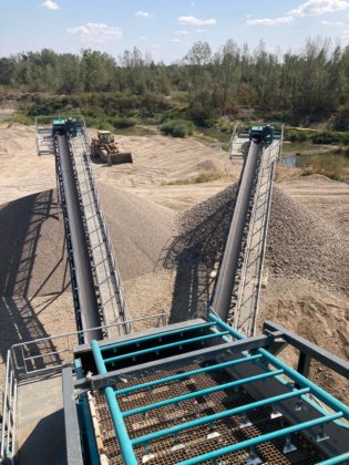 コンストマック定置式スクリーニング＆洗浄プラント