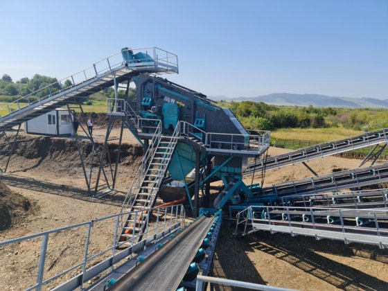 コンストマック定置式スクリーニング＆洗浄プラント