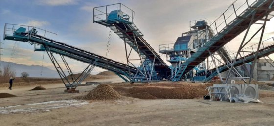 Constmach 固定式筛分和清洗设备