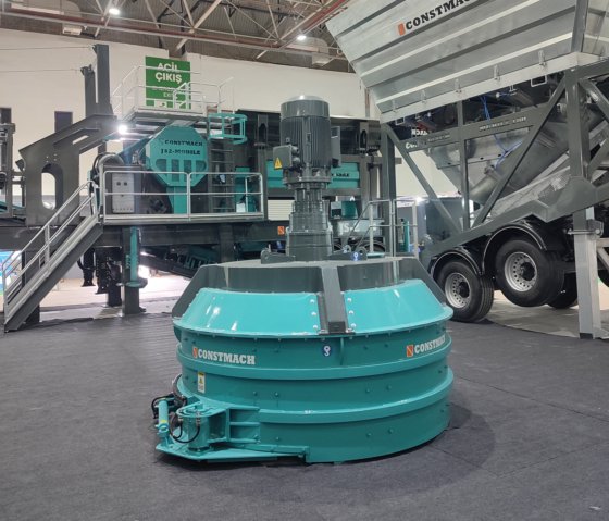 康斯特马赫行星搅拌机