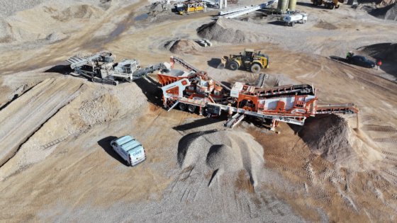 コンスタマック V-90 移動式製砂プラント