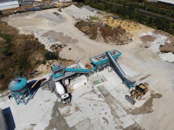 コンストマック・モバイル120