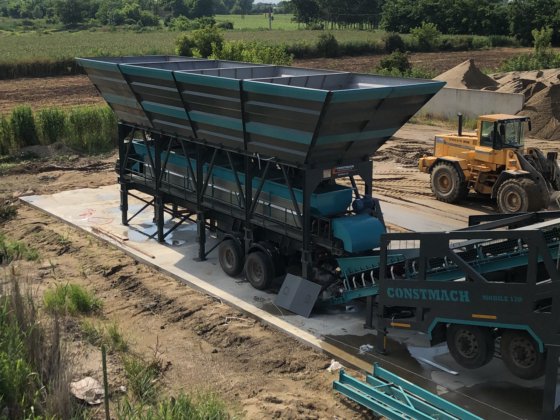 Constmach 移动式 120