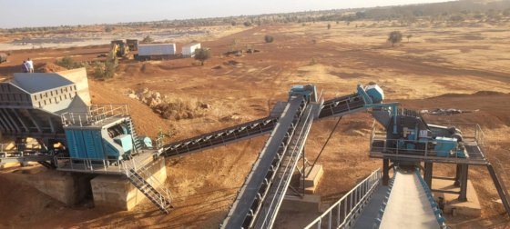 Constmach 二级反击式破碎机