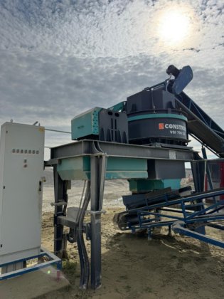 コンストマック立軸インパクトクラッシャー