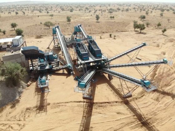 Constmach 固定式破碎站