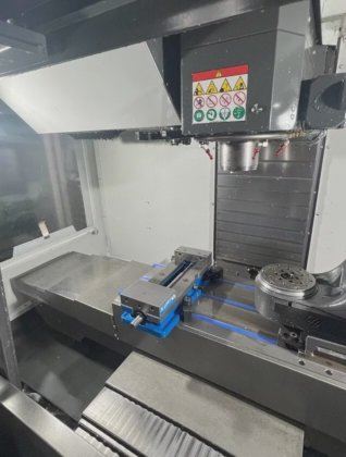 2021 Haas VF-2SS and TRT160 5th axis Rotary Low hours in Fullerton, CA, USA
