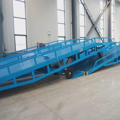 Mobile Yard Ramp for Truck