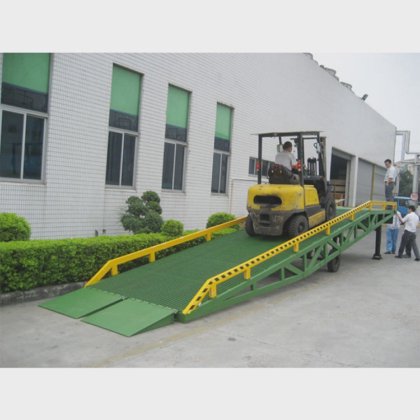 Trailer Forklift Container Loading Ramp