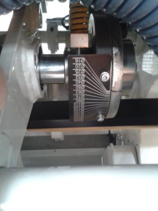 押出装置 ペリプラスト PVCカッター