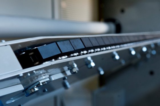 マルチコンベア テイクオフ/ホールオフ Periplast MT2000/16