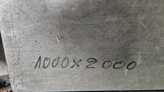 Various marking plates, clamping tables