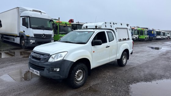 2015 年铃木 D-Max