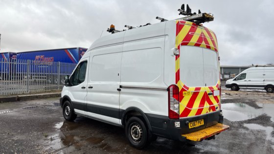 2017年フォード トランジット