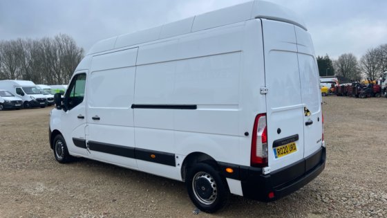 2020年ルノー・マスター