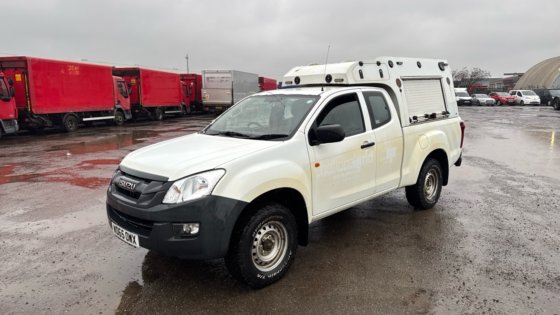 2015 年铃木 D-Max